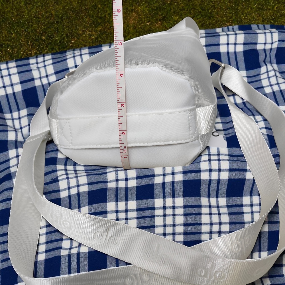 ALO Yoga White Mesh Crossbody Bag - Picture 8 of 8